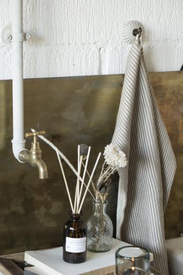 Crochet Céramique vieillie & laiton, blanc ou crème -IB Laursen-