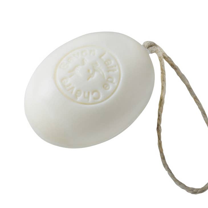 Savon ovale au lait de chèvre sur corde