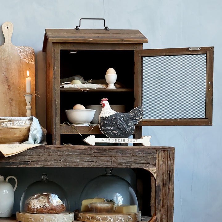 Garde-manger en bois recyclé