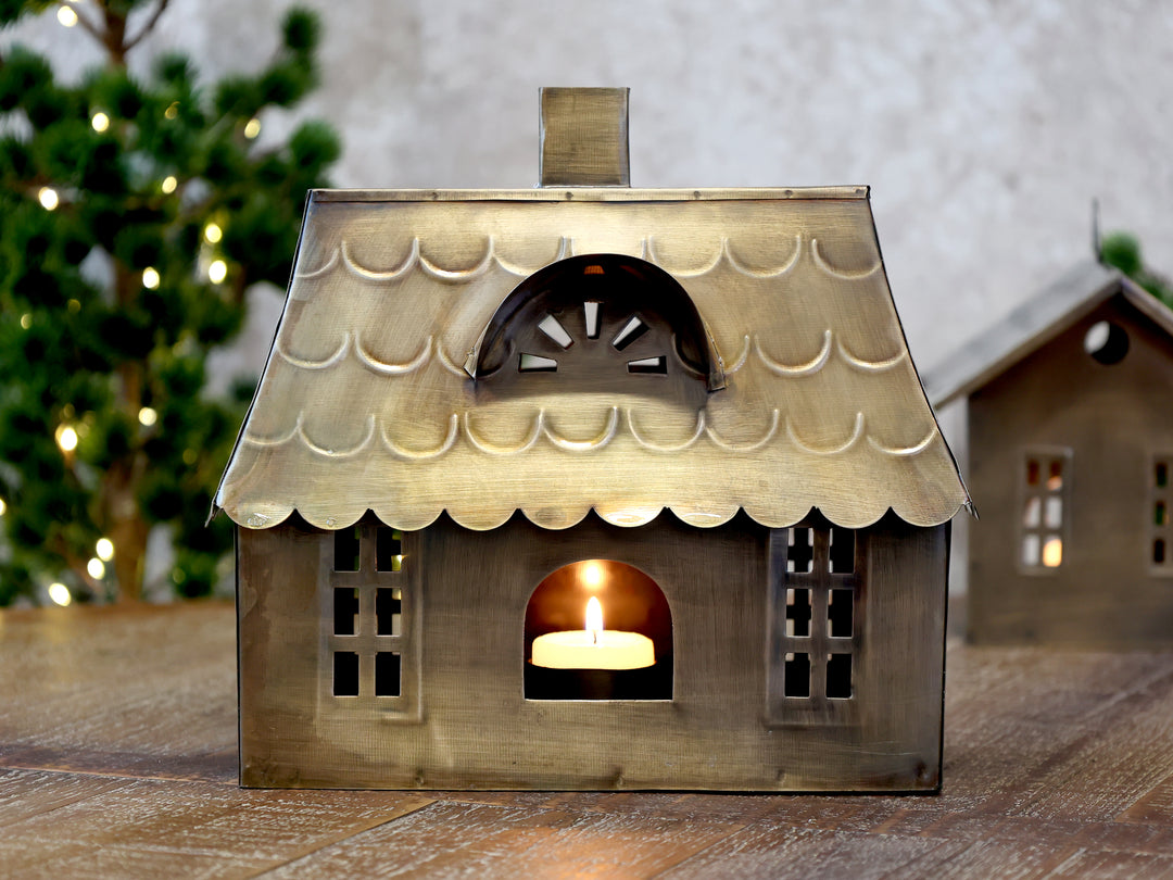 Photophore Maison en fer laiton antique – Grand modèle H22 × L23 × L14 cm