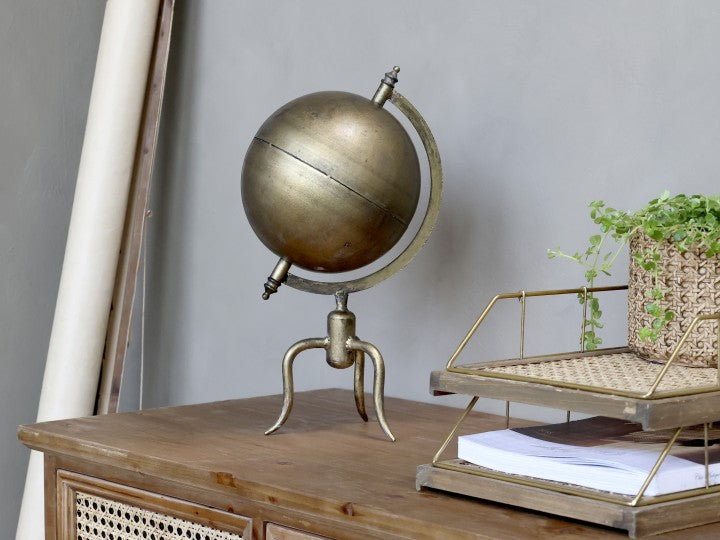Globe déco Chic Antique, fer et laiton.