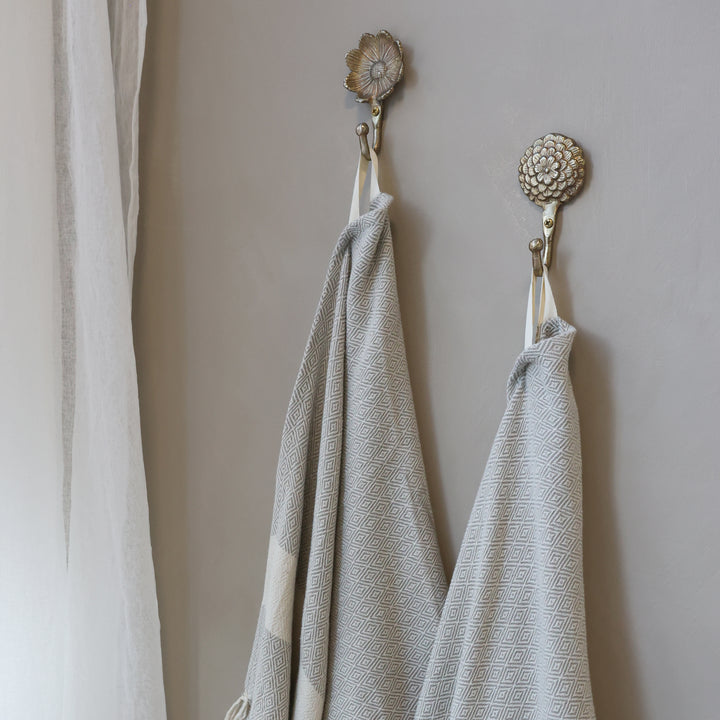 Crochets muraux chic antique en laiton – 2 modèles fleur