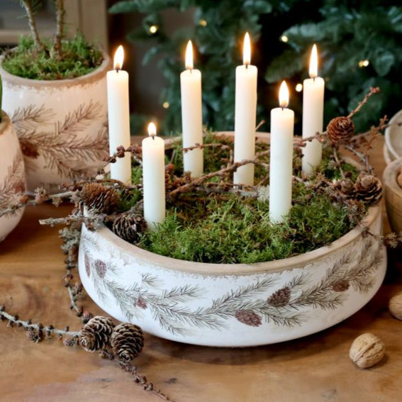 Collection Chic Antique en céramique craquelée – Branches & pommes de pin – Cache-pot, cruche, plat, bouteille