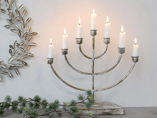Chandelier 7 bougies, Chic Antique, fer, laiton antique.