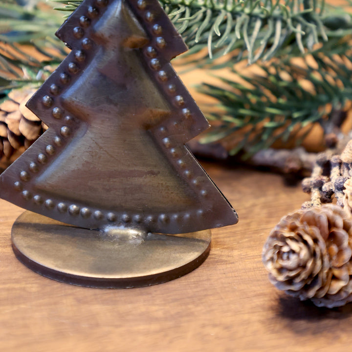 Bougeoir avec sapin de Noël – finition laiton antique