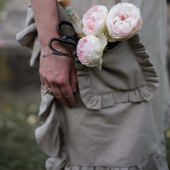 Tablier à volant beige – Blanc MariClo – 100 % coton avec pochon