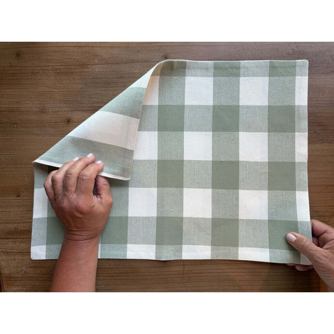 Linge de table & de cuisine – Collection BOLGHERI – Vichy vert – Blanc Mariclo