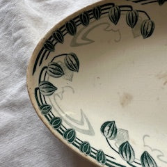 Petit plat ovale Creil & Montereau – Service Physalis Labrador – Art déco, 1920
