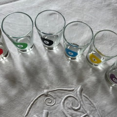 🎱 Lot de 9 verres à digestif vintage – design boules de billard (années 60–70)