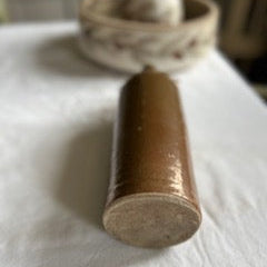 Bouteille en grès couleur chocolat avec bouchon 100% zinc – Pièce unique ancienne