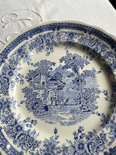Lot de 6 assiettes plates anciennes Lunéville K&G – décor champêtre bleu XIXe (26 cm) + 1 avec petit éclat