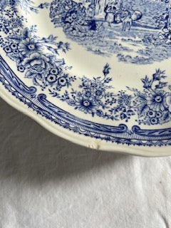 Lot de 6 assiettes plates anciennes Lunéville K&G – décor champêtre bleu XIXe (26 cm) + 1 avec petit éclat