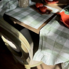 Linge de table & de cuisine – Collection BOLGHERI – Vichy vert – Blanc Mariclo