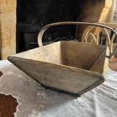 Ancien panier de vignerons en bois