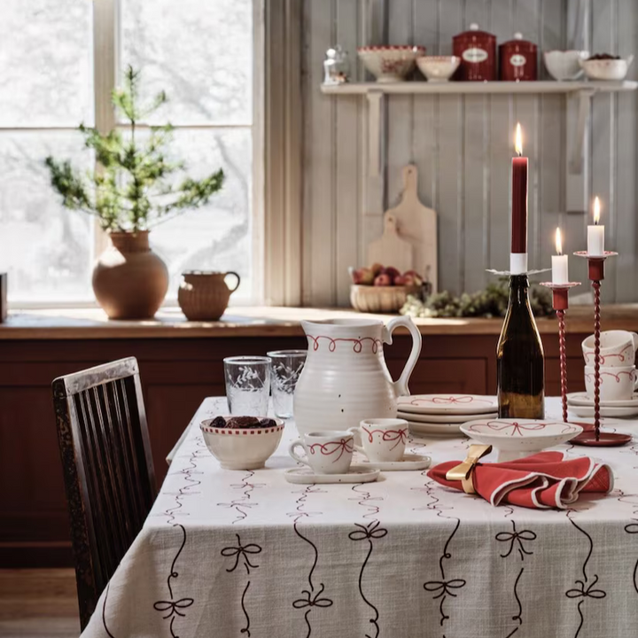 Nappe ou Chemin de table Bow Blanc / Rouge – 100% Coton Bio