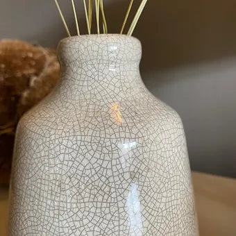 Vase en céramique craquelée brun