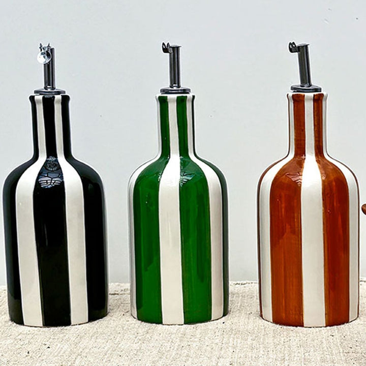 Huilier en faïence rayé vert sapin et blanc – Opjet – 22 cm