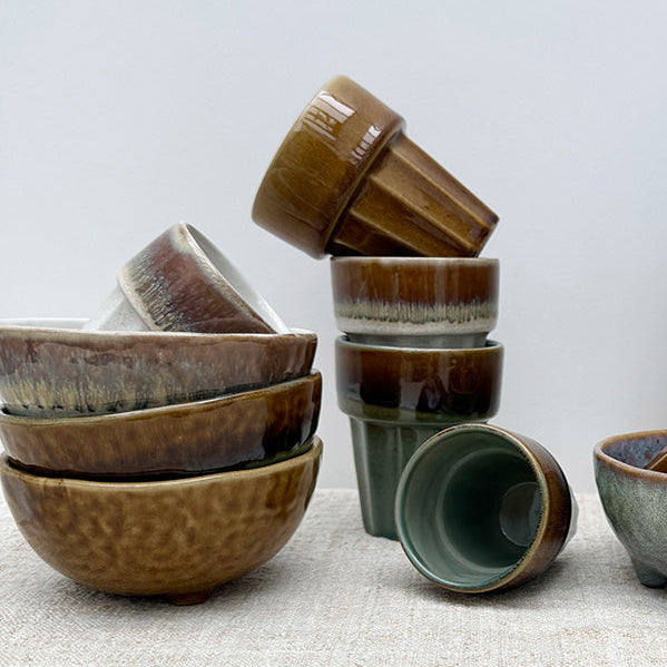 Capacité :200 ml Matériau :grès Hauteur (cm) :8.1 Diamètre (cm) :7.4