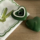 Set de sel et poivre cœur en faïence – Opjet – 3 coloris (matcha, blanc, vert sapin, terracotta)