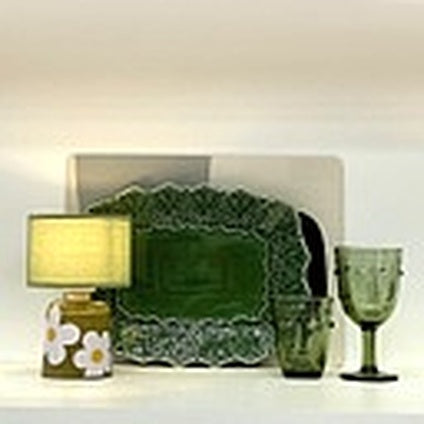 Plat Flora rectangulaire Opjet en grès cérame vert matcha – 32,8 × 25,2 cm