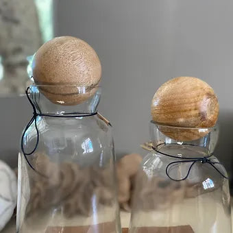 Carafes , avec billes de bois. - Déco Nord Sud
