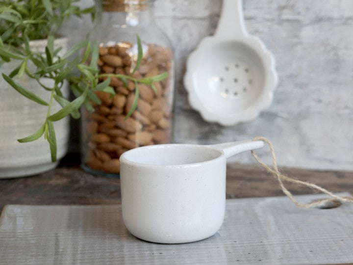Tasse à mesurer en grès -Chic Antique-